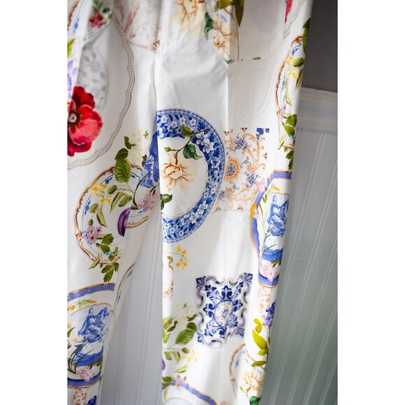 Anthropologie Floral and Porcelain Print Wide Leg Pants, worn once too big - Picture 4 of 9